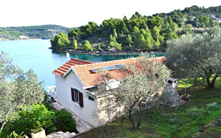 House Sania